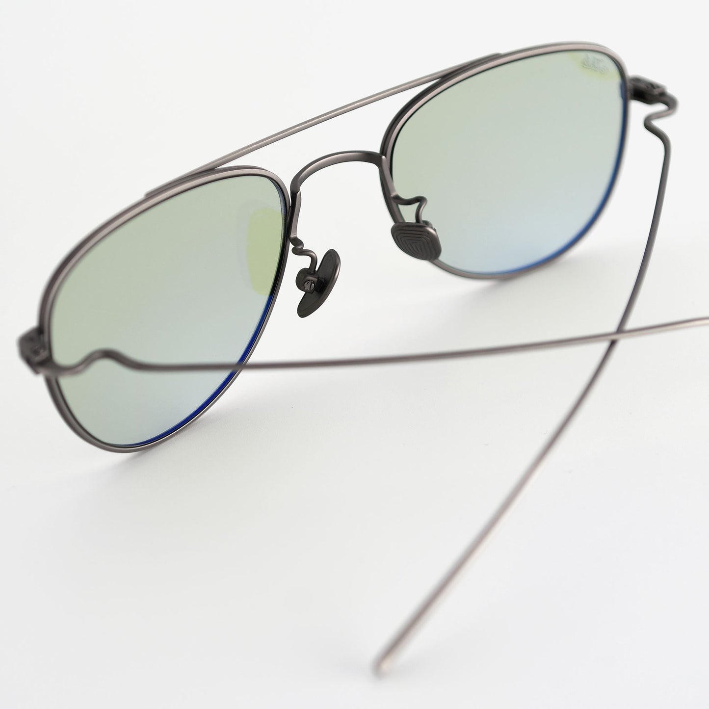 Echo Compact Titanium Aviator