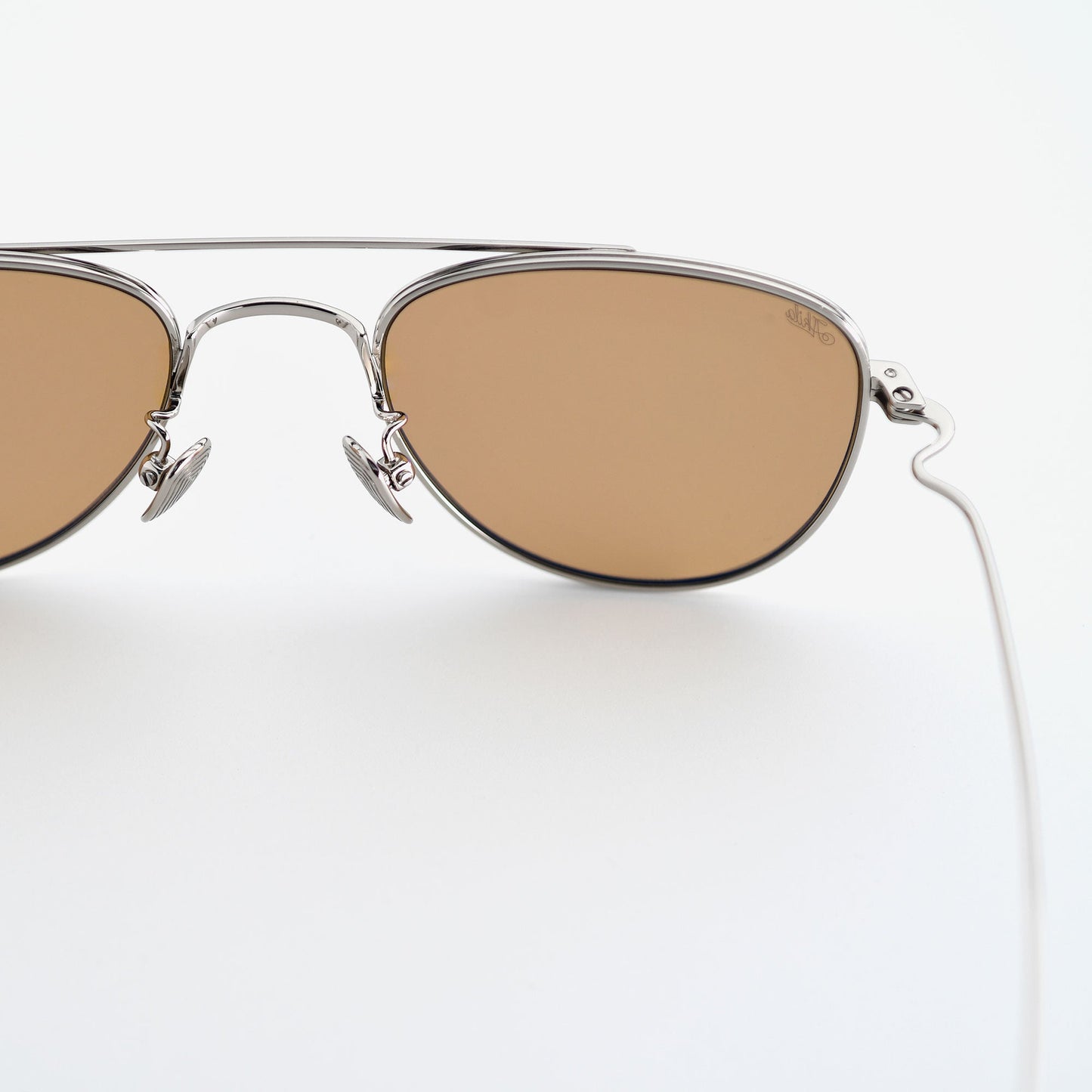 Echo Compact Titanium Aviator